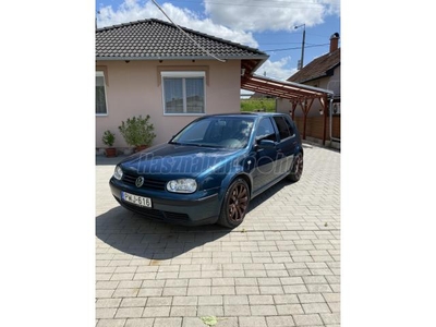 VOLKSWAGEN GOLF IV 1.9 PD TDI Special edition