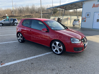 VOLKSWAGEN GOLF V 2.0 TFSI GTI