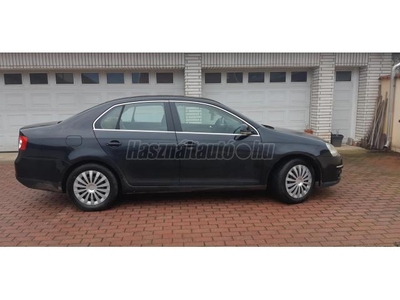 VOLKSWAGEN JETTA 1.4 Tsi Comfortline DSG