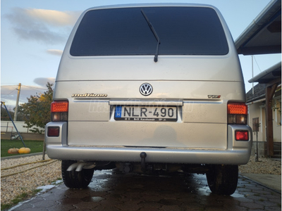 VOLKSWAGEN MULTIVAN