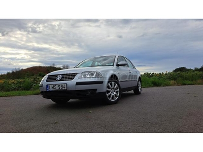 VOLKSWAGEN PASSAT V 1.8 5V Turbo Comfortline