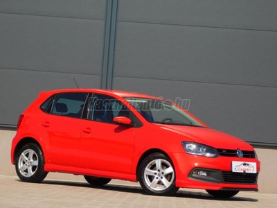 VOLKSWAGEN POLO 1.2 70 Trendline Egyedi megjelenés Gyárilag