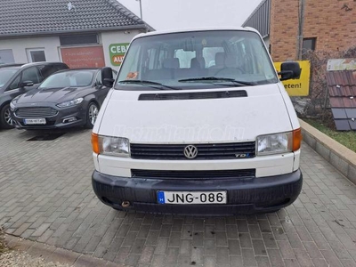 VOLKSWAGEN TRANSPORTER T4 Caravelle 2.5 TDI Hosszú!