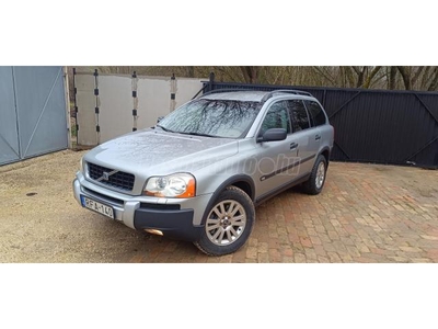 VOLVO XC90 2.4 D [D5] Momentum (7 személyes )