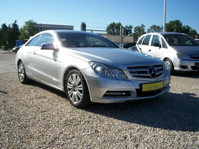 MERCEDES-BENZ E 220 CDI BlueEFFICIENCY Elegance (Automata)