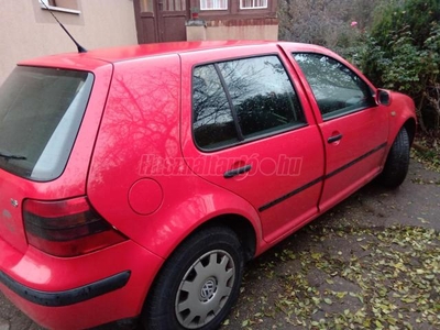 VOLKSWAGEN GOLF IV 1.6