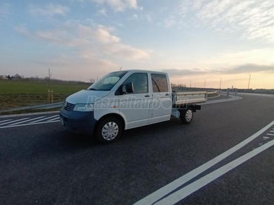 VOLKSWAGEN TRANSPORTER T5 1.9 TDI