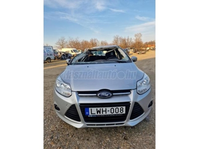 FORD FOCUS 1.6 Ti-VCT Ambiente