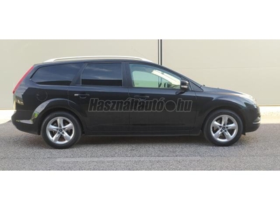 FORD FOCUS 1.6 Ti-VCT Trend Plus NAVI--- TEMPOMAT --- TOLATÓRADAR--- HONOSÍTVA