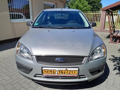 FORD FOCUS 1.6 Trend VONÓHOROG 175000 KM!!!