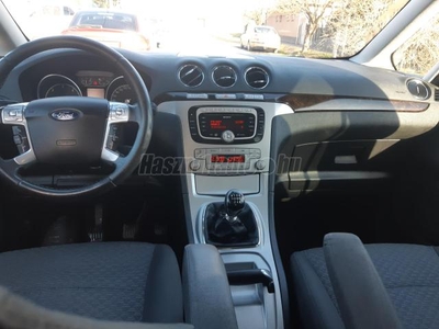 FORD GALAXY 2.0 TDCi Ghia [7 személy] 7 SZEMÉLYES! Vonóhorgos! Friss műszaki vizsga!!