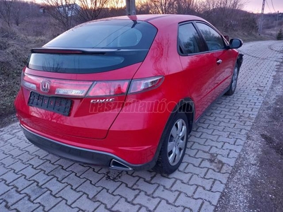 HONDA CIVIC 1.4 Sport D.KLÍMA - ROZSDAMENTES - 85.000 KM