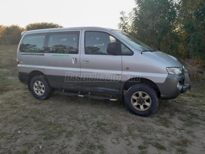 HYUNDAI H-1 STAREX 2.5 CRDI (9 személyes ) 4x4 Összkerékhajtás