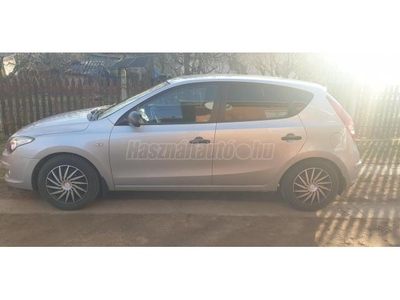 HYUNDAI I30 1.4 DOHC Classic