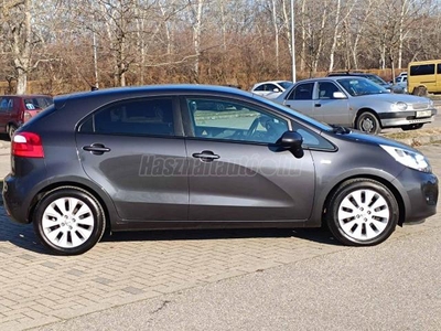 KIA RIO 1.2 CVVT Limitált HIBÁTLAN!