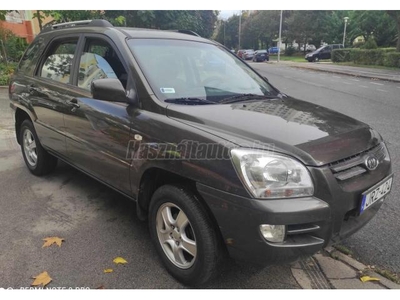 KIA SPORTAGE 2.0 LX 2WD