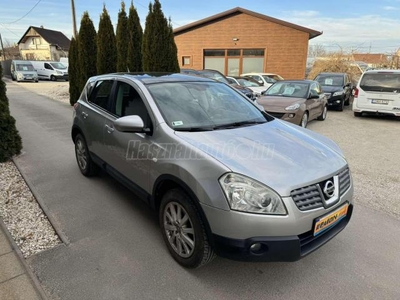 NISSAN QASHQAI 1.6 Tekna Pack 2WD PANORÁMATETŐS 2X DIGIT KLÍMA ESP TEMPOMAT 226E KM