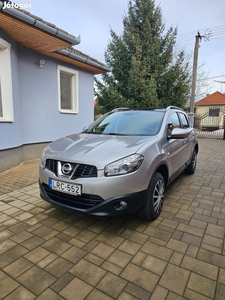 Nissan Qashqai 1.5 dci i-Way Vonóhorog-Tolatókamera-Panorámatető