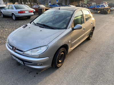 PEUGEOT 206 1.4 Mistral