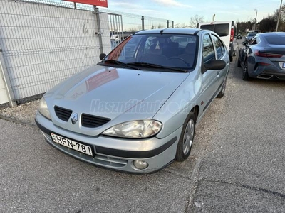 RENAULT MEGANE 1.4 16V Alize KLíMA.SZÉP ÁLLAPOT. PLUSZ GUMI