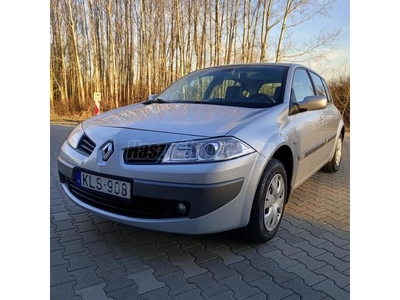 RENAULT MEGANE 1.6 Privilege