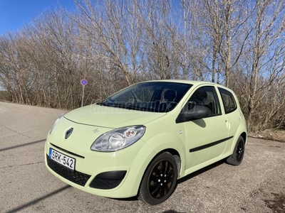 RENAULT TWINGO 1.2 16V Authentique Premiere