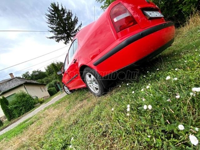 SKODA OCTAVIA 1.6 SLX