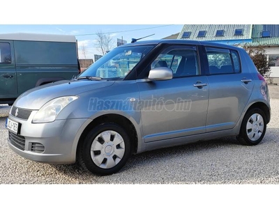 SUZUKI SWIFT 1.3 GLX CD Vonóhorog