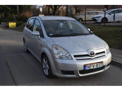 TOYOTA COROLLA VERSO 2.2 D-CAT Linea Sol