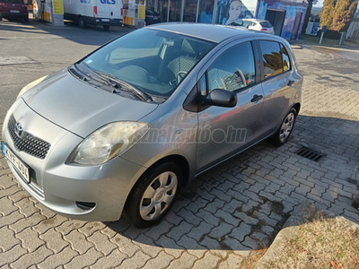 TOYOTA YARIS 1.0 Terra