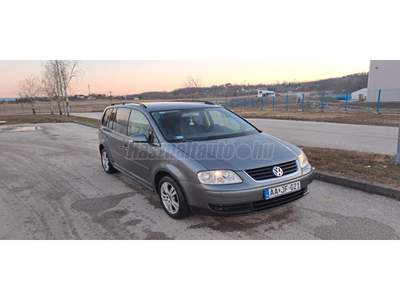 VOLKSWAGEN TOURAN 1.6