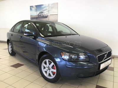 VOLVO S40 1.8 Momentum Magyarországi!Xenon!Tempomat!Ülésfűtés!