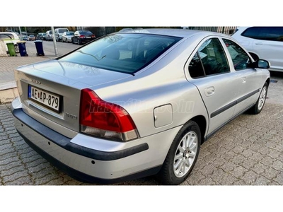 VOLVO S60 2.4 Kifogástalan!