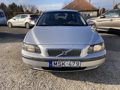 VOLVO V70 2.4 D [D5] Kézi váltós!