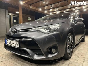 Toyota Avensis Touring Sports 1.6 D-4D Active T...