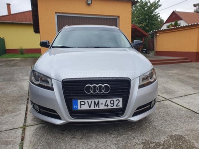 AUDI A3 2.0 TDI Ambition DPF BI-XENON