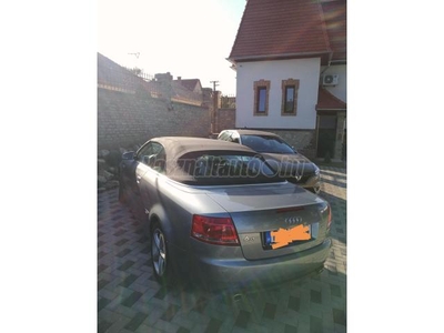 AUDI A4 CABRIO 1.8 T