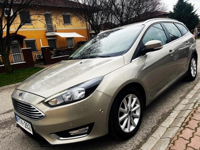 FORD FOCUS 1.5 TDCI Titanium MAGYAR!NAVIGÁCIÓ!TOLATÓKAMERA!KULCSNÉLKÜLI!APPLE CARPLAY!