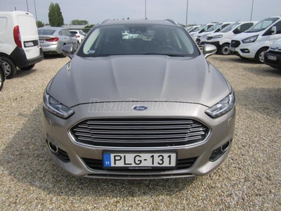 FORD MONDEO 2.0 TDCi Titanium Powershift Panormatető.LED.Navi.Sávtartó.Holttárfigyelő.Kamera+Radar