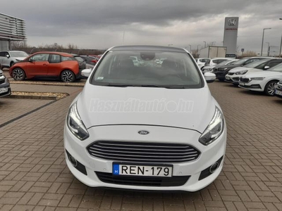 FORD S-MAX 2.0 EcoBlue Titanium AWD [7 személy] POWERSHIFT