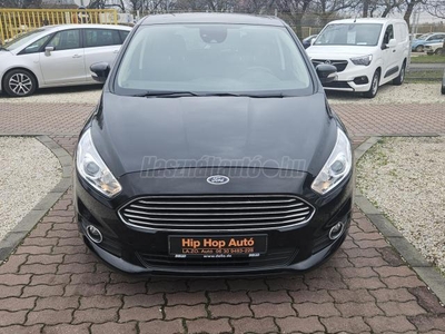 FORD S-MAX 2.0 TDCi Titanium Navigáció.tempomat