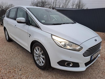 FORD S-MAX 2.0 TDCi Titanium Powershift [7 személy] / ÁFÁS / MAGYARORSZÁGI / 1 TULAJ / GARANCIA /