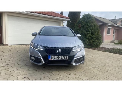 HONDA CIVIC 1.4 Elegance Navi 22.000 Km. magyarországi. RITKASÁG