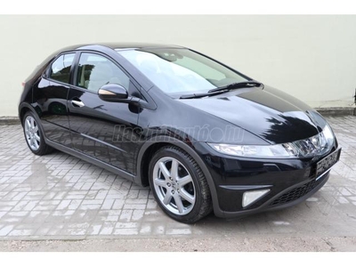 HONDA CIVIC 1.8 Executive 100.769km - vezetett szervizkönyv