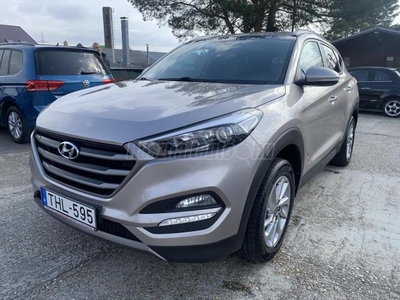 HYUNDAI TUCSON 1.6 GDi Premium Vezetett szervízkönyv!Kamera.Radar.Ülés fűtés.Navi!