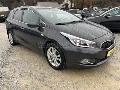 KIA CEE'D SW 1.6 CRDI FIFA Limited +SZERVIZKÖNYV+ÜLÉSFŰTÉS+133E.KM+