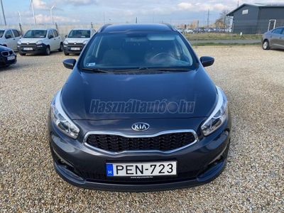 KIA CEE'D SW 1.6 GDI EX Limited Digitális klíma. Ülésfűtés+Kormányfűtés-Végig szervizelt. magyarországi autó