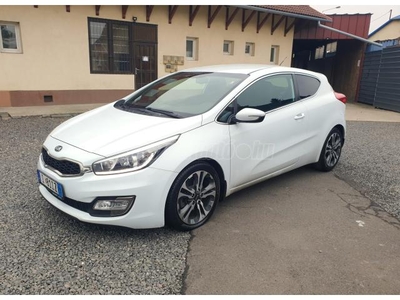 KIA PRO CEE'D 1.6 CRDI LX Prémium - Friss műszaki