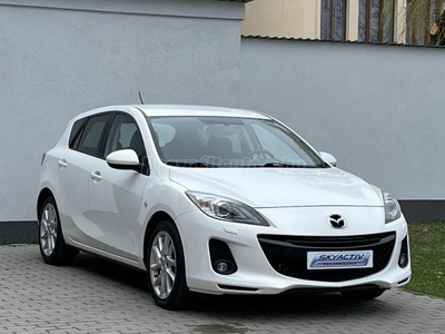 MAZDA 3 Sport 2.0 GTA Navi Bi-Xenon/RVM/AFS/DSC/Bőrkárpit/El.ülés/Keyless/17-es Alu/74.000km!/Szervizkönyv