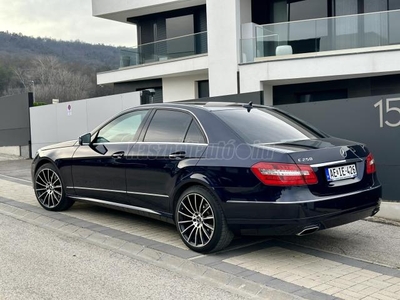 MERCEDES-BENZ E 250 CGI BlueEFFICIENCY Avantgarde 7G-TRONIC Kevés km. Kiváló felszereltség